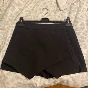 M Aqua Black Skort